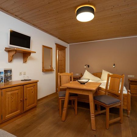 Moertbauerhof & Haus Fruehauf Hotel Seeboden Ngoại thất bức ảnh